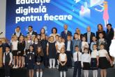 1850 de tablete pentru profesorii care vor preda modulul ,,Educația digitală&rdquo;